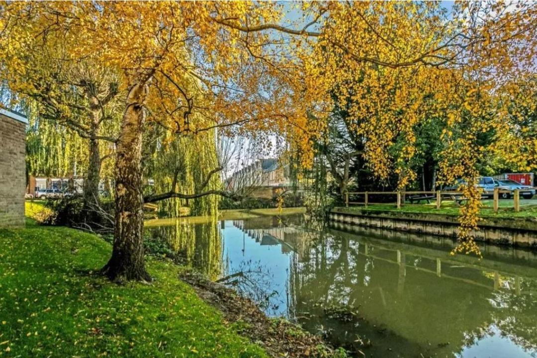 Riverside Apartment Oxford Kültér fotó